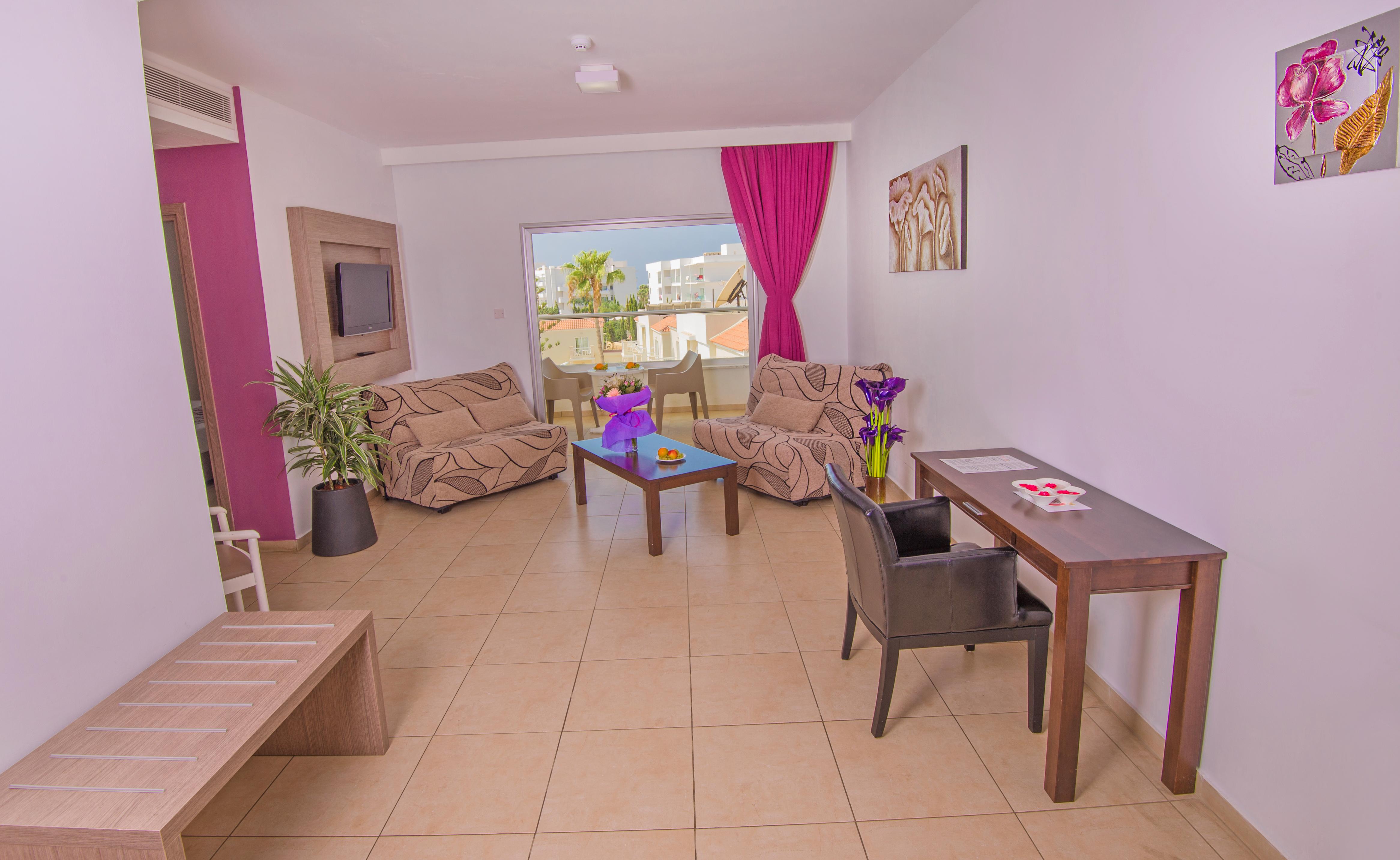 New Famagusta Hotel & Suites Ayia Napa Exterior photo