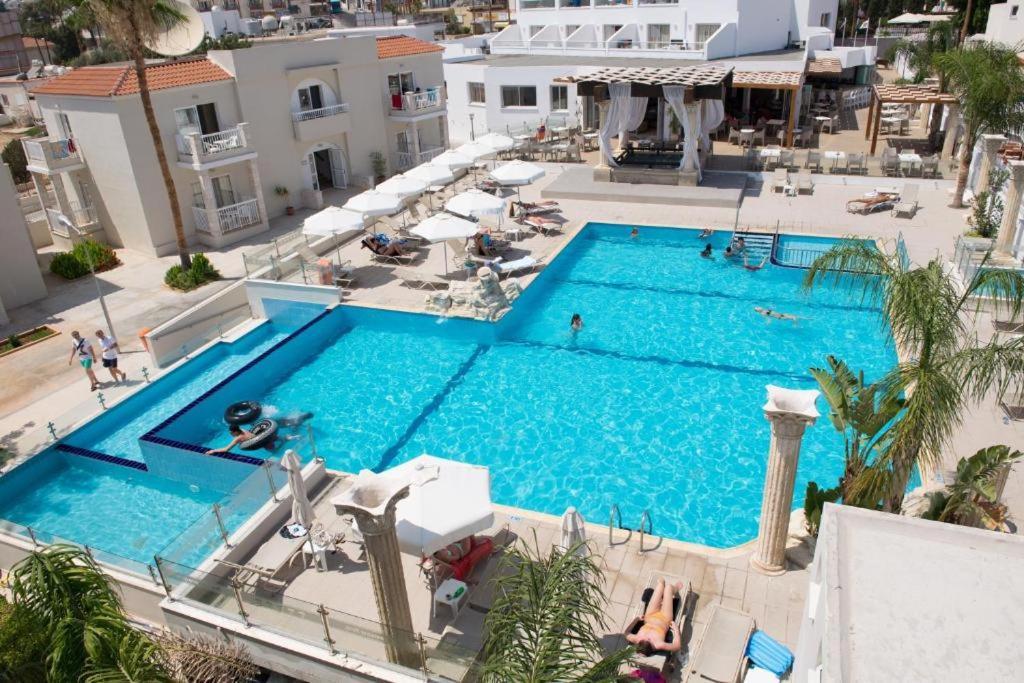 New Famagusta Hotel & Suites Ayia Napa Exterior photo