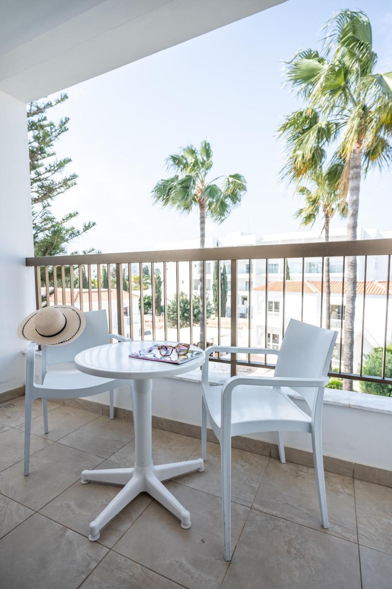 New Famagusta Hotel & Suites Ayia Napa Exterior photo